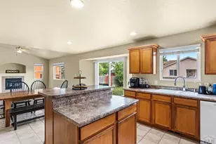 2403 Meadowlark Ln, Pueblo, CO 81008 - Photo 13