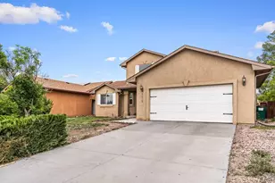 2403 Meadowlark Ln, Pueblo, CO 81008 - Photo 3