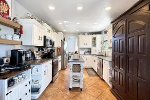 206 S Hacienda Del Sol Dr, Pueblo West, CO 81007 - Photo 9