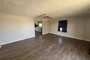 2602 E 9th St, Pueblo, CO 81001 - Photo 7