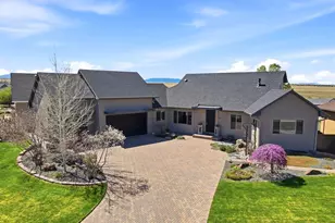 1529 Lynn Meadows Dr, Pueblo, CO 81005 - Photo 1