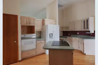 335 S Golfwood Place, Pueblo West, CO 81007 - Photo 5