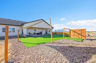 257 E Auburn Ave, Pueblo West, CO 81007 - Photo 41