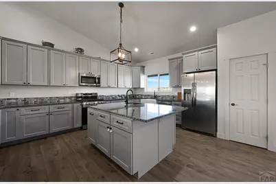 257 E Auburn Ave, Pueblo West, CO 81007 - Photo 11