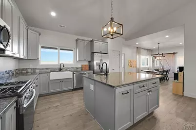 257 E Auburn Ave, Pueblo West, CO 81007 - Photo 9