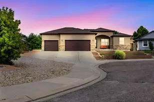 5114 Lynn Meadows Dr, Pueblo, CO 81005 - Photo 3