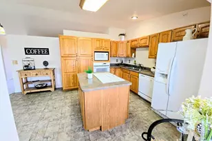 2149 Teal Ct, Pueblo, CO 81008 - Photo 11