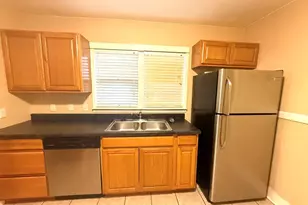 2137 Cedar St, Pueblo, CO 81004 - Photo 7