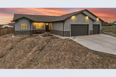 171 W Legend Dr, Pueblo West, CO 81007 - Photo 3