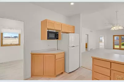 470 S Soaring Eagle Dr, Pueblo West, CO 81007 - Photo 11