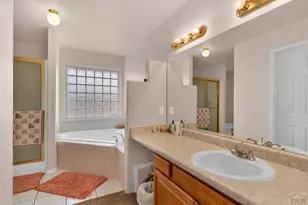 8 Pasadena Dr, Pueblo, CO 81005 - Photo 7