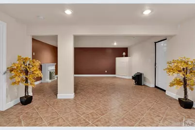 8 Pasadena Dr, Pueblo, CO 81005 - Photo 19