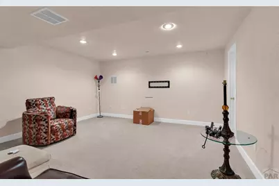 8 Pasadena Dr, Pueblo, CO 81005 - Photo 25
