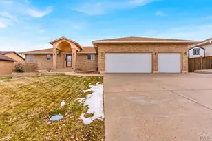 8 Pasadena Dr, Pueblo, CO 81005 - Photo 25