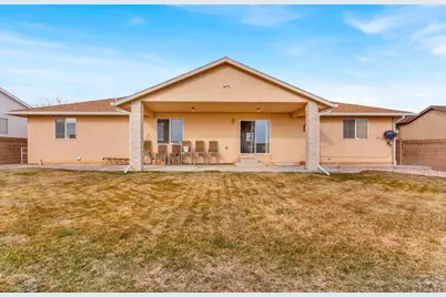 8 Pasadena Dr, Pueblo, CO 81005 - Photo 43