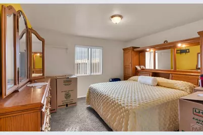 8 Pasadena Dr, Pueblo, CO 81005 - Photo 19