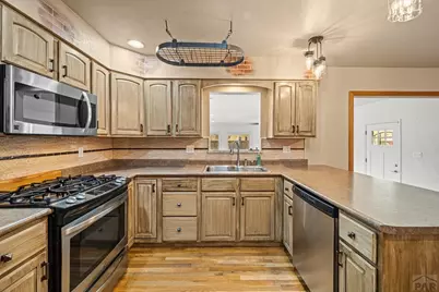 25 Fordham Circle, Pueblo, CO 81005 - Photo 9