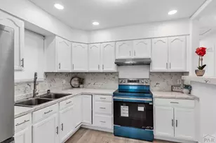 1121 Catalpa St, Pueblo, CO 81001 - Photo 15