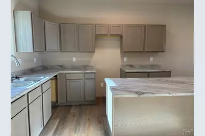 6025 Harper Ln, Pueblo, CO 81008 - Photo 9