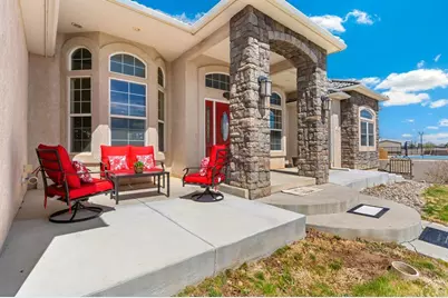 1073 W El Esperante Dr, Pueblo West, CO 81007 - Photo 3