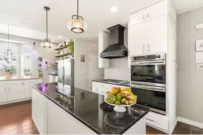 1073 W El Esperante Dr, Pueblo West, CO 81007 - Photo 9