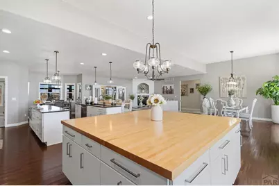 1073 W El Esperante Dr, Pueblo West, CO 81007 - Photo 11