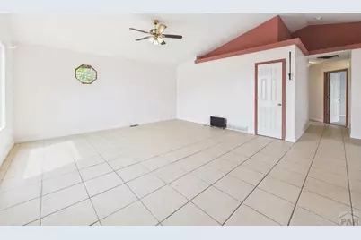 1613 E 19th St, Pueblo, CO 81001 - Photo 7