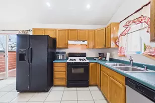 1613 E 19th St, Pueblo, CO 81001 - Photo 13