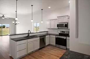 550 E Chaunsey Dr, Pueblo West, CO 81007 - Photo 7