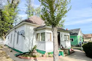 208 Lewis Ave, La Junta, CO 81050 - Photo 3