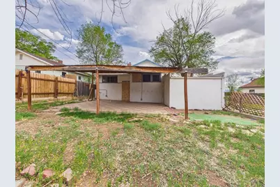 807 E 12th St, Pueblo, CO 81001 - Photo 9