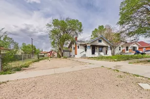 807 E 12th St, Pueblo, CO 81001 - Photo 3