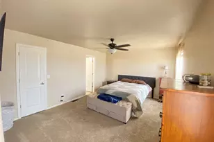 1808 Kingfisher Ln, Pueblo, CO 81008 - Photo 9