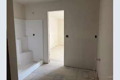 6100 Harper Ln, Pueblo, CO 81008 - Photo 17