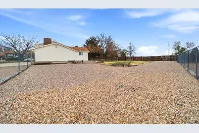 1722 Lincoln Ave, La Junta, CO 81050 - Photo 65