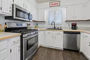 903 Blue Lace Dr, Pueblo, CO 81001 - Photo 5
