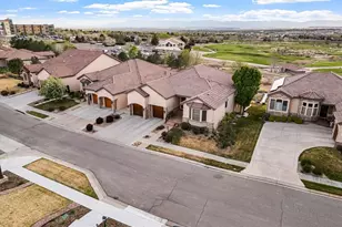 4403 Porta Fina Dr, Pueblo, CO 81001 - Photo 5