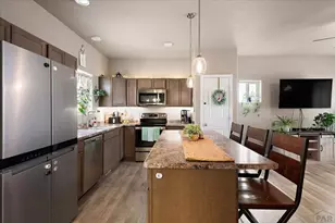 2413 Cruz Ct, Pueblo, CO 81003 - Photo 11