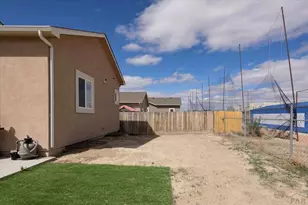 2413 Cruz Ct, Pueblo, CO 81003 - Photo 29
