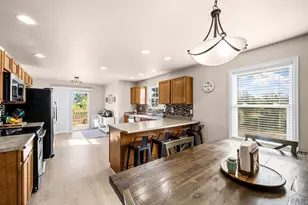 221 E Palmer Lake Dr, Pueblo West, CO 81007 - Photo 5