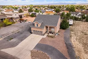221 E Palmer Lake Dr, Pueblo West, CO 81007 - Photo 35