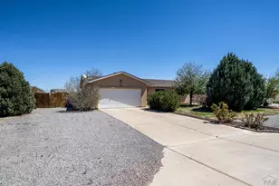 310 S Falcon Dr, Pueblo West, CO 81007 - Photo 9