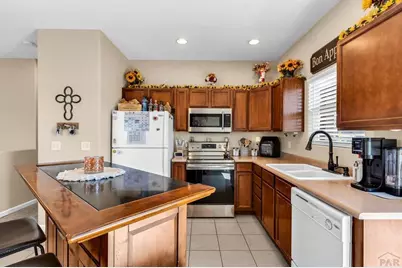 679 S Bow Mar Dr, Pueblo West, CO 81007 - Photo 9