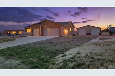 1058 E Ranch Dr, Pueblo West, CO 81007 - Photo 7