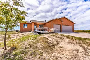 1058 E Ranch Dr, Pueblo West, CO 81007 - Photo 3