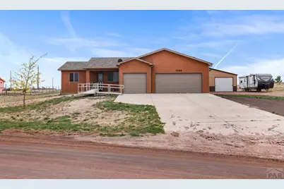 1058 E Ranch Dr, Pueblo West, CO 81007 - Photo 5