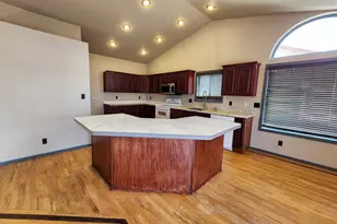 1634 Weatherby Ln, Pueblo, CO 81008 - Photo 5