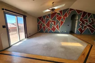 1634 Weatherby Ln, Pueblo, CO 81008 - Photo 9