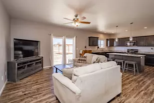 1850 N Belmar Dr, Pueblo West, CO 81007 - Photo 9