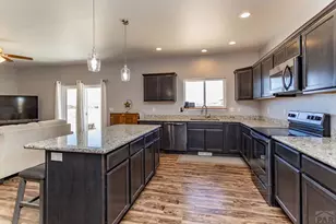 1850 N Belmar Dr, Pueblo West, CO 81007 - Photo 3
